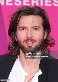 714 Guy Burnet Stock Photos, High-Res Pictures, and Images