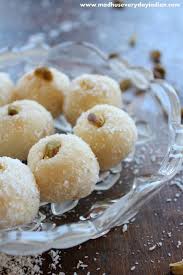 5 Quick And Easy Diwali Sweets Recipes Under 15 Minutes Sweets Recipes Diwali Sweets Recipe Indian Dessert Recipes