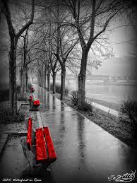 Black And White Photos With Color Pop Its Intersting How They Choose The Chairs To Be Red But It Makes A Cool Effect Color Splash Photography Color Splash Splash Photography