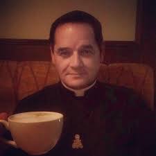 Padre Ruben Iglesia Reina de la paz