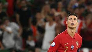 Latest headlines on cristiano ronaldo, one of the greatest ever footballers, goal scorers, and most successful players ever to kick a ball. Kwmuyxtrd6nwum