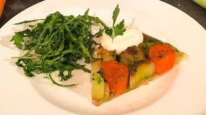 Wir In Bayern Rezepte Lauch Tarte Mit Rucola Kresse Salat Br De In 2020 Rezepte Rucola Lauch