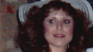 Watch Snapped Season 23, Episode 25: Sharon Maxwell