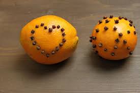 Dann legt die knopfe drauf und lasst es gut trocknen. 5 Diy Dekoideen Zu Weihnachten Weihnachtsdeko Selber Machen Absolute Lebenslust