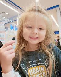 There's a new boss in town! Sweet, sassy McKinli (better known as Mack to  her “constituents”) has had a whirlwind few weeks. Our DIPG warrior was at  the helm as both Honorary