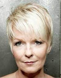 Short Hairstyles For Older Women 15 Frisuren Kurz Moderne Kurze Frisuren Frisuren