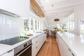 Stunning Beach House In Sydney Australia 4betterhome Home Decor Kitchen Kitchen Renovation Kitchen Decor