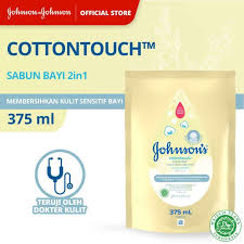 Begitu juga dengan bayi, meski masih kecil, bayi juga butuh sabun khusus untuk menjaga kesehatan kulit tubuhnya. Jual Johnson S Cotton Touch Top To Toe Hair Body Baby Bath Refill 375ml Murah Juni 2021 Blibli