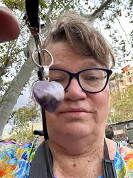 Traveling with the heart that Megan Mink Bangerter gave me when first  diagnosed with skin cancer. Thank you. Keeping me safe. I did take quite a  fall