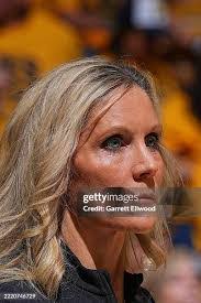 Jenny Boucek's Instagram, Twitter & Facebook