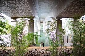 Lake Natoma Inn Weddings Sacramento Wedding Venue Folsom Ca 95630 Lake Natoma Inn Outdoor Wedding Venues California Sacramento Wedding Venues