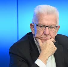 He is the first member of the greens to serve in these offices. Spd Und Fdp Kretschmann Fuhle Sich Offenbar Durch Parlamente Gestort Welt