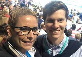 Kapcsolódó cikkek, tesztek, videók, képek. Risztov Eva Es Uj Vivo Vilagbajnokunk Szatmari Andras Egyutt Szurkolnak A Vizilabdasoknak Szmo Hu