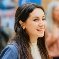 3600+ "Faye &" profiles