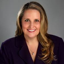 Katie Kring's Instagram, Twitter & Facebook