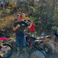 Thanks everyone for coming out to yesterdays Drag Races!!🏁💰& to everyone  who brought donations for NC 💚 As always we had a great time with  everyone, it ended up being a beautiful