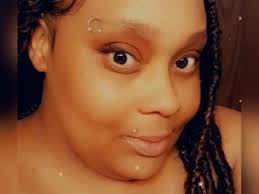 Ms. Danielle "Nelly/Susie Q" Leigh Seymore's Memorial Website