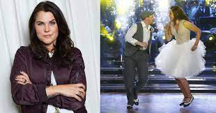 She is an actress and writer, known for satavuotias, joka karkasi. Mia Skaringer Darfor Vagrar Jag Let S Dance
