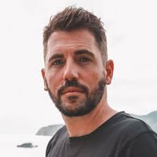 I Am Crysys (@djCrysys)