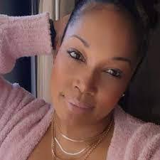 Aisha Calhoun's Instagram, Twitter & Facebook