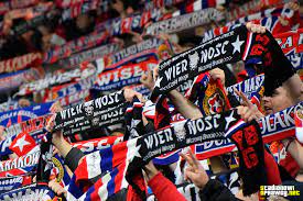 I tak była opinia, że za późno wisła sie zdecydowała i taka ja pamiętam z tamtego okresu. Kibice Wisly Krakow Nie Pobili Karnetowego Rekordu Widzewiakow Stadionowi Oprawcy