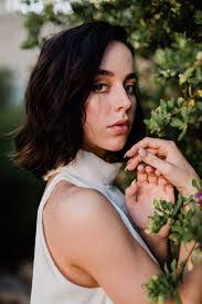 Madeleine Ruth's Instagram, Twitter & Facebook