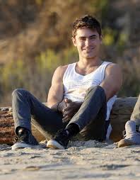 Pull Up A Chair Sit Down And Look At These Pictures Of Zac Efron Shirtless Right Now Zac Efron Shirtless Zac Efron Zac