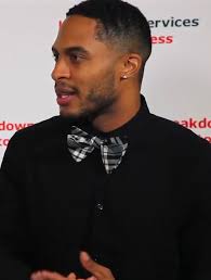 Brandon Bell's Instagram, Twitter & Facebook