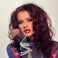 Abigail Ross Barlow (@abigailbarloww) • Instagram photos and videos