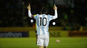 Bienvenidos a la página de facebook oficial de leo messi. Lionel Messi Schiesst Argentinien Zur Wm Stern De