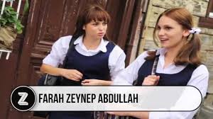 Farah zeynep, ilk profesyonel çalışmasını öyle bir geçer zaman ki adlı dizide gerçekleştirdi. Farah Zeynep Abdullah Kimdir Youtube