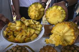 (moa) and malaysian pineapple industry board (mpib) on the pineapple smallholders in malaysia. Pull Apart Pineapple Can Help Increase Farmers Income
