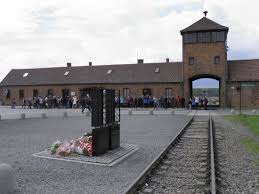 Cracovia acepta la entrada de viajeros provenientes de málaga actualmente. Auschwitz Birkenau Campi Di Concentramento Escursione Picture Of Cracovia Escursioni Day Tours Krakow Tripadvisor