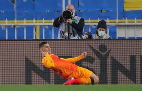 Jun 27, 2021 · mostafa mohamed sakatlandı galatasaray'da mostafa mohamed, dinamo bükreş'e karşı oynanan hazırlık maçında sakatlandı. Derbinin Kahramani Mostafa Mohamed Hakkinda Sasirtan Gercek