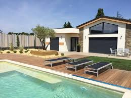 Avant Apres Une Cloture Originale Pour Une Maison Bois Contemporaine Maison Maison Bois Jardins