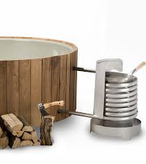 The Dutchtub Wood Is Heated By Wood And Only Use Natural Circulation The Wooden Design Brings You Closer To Nature Weltevre Badezuber Badefass Pool Im Garten