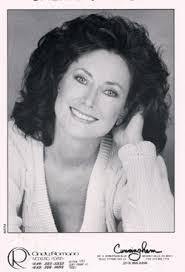 Cheryl Deck's Instagram, Twitter & Facebook