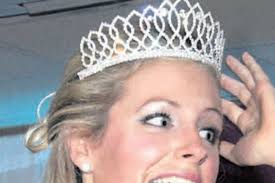 Legal eagle Kate crowned the new Mary of Dungloe