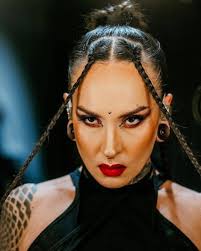 Happy birthday 🎂🎊🎉 to our beautiful lox queen Fantacee Wiz