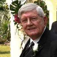 Kari Crook's Instagram, Twitter & Facebook