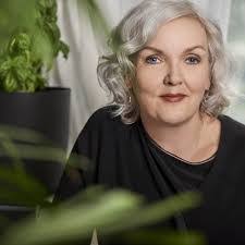 Jane Kraft's Instagram, Twitter & Facebook