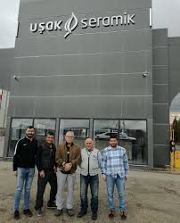 Pirikaptan On Twitter Usak Haftalik Grafik Analiz Sitede Paylasilmistir Izmir E Kadar Gidilir De Yol Ustundeki Usak Seramik Fabrikasi Gorulmeden Yola Devam Edilir Mi Bacasi Tutuyor Elemanlari Calisiyor Https T Co 1hmyhwgjex Https T
