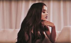 Pin On Ariana Grande