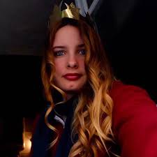 Flora WoodScolt Cross (Official)