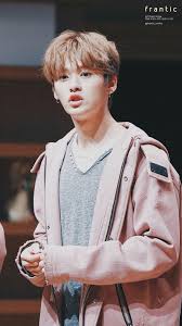 Pin By Ahgastay On Stray Kids Lee Know Stray Kids Stray Kids Minho Lee Minho Stray Kids