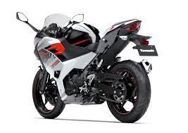 Check out kawasaki ninja 250 2021 specifications & features at oto. 2020 Kawasaki Ninja 250 Launched In Japan Priced At Jpy 6 42 600