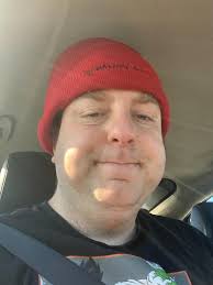 I'm single and I'm 33 years old and I live in California