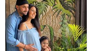 Proud father to a princess, indian cricketer. Geeta Basra Harbhajan Singh Expecting Second Child Coming Soon July 2021 Screen Lately