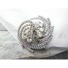 Swarovski brings sparkle to the costumes and set designs in all forms of entertainment including film, tv, music, theatre, ballet and award shows. Usa Clear Silver Swarovski Element Crystal Bridal Party Dressy Spiral Brooch Pin 011636857463 Swarovski Jewelry Silver Fash Direct