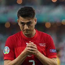 Ünder began his career with altinordu in 2014, moving to istanbul basaksehir in a deal worth £595k in july 2016. Bundesliga Trio Buhlt Um Under